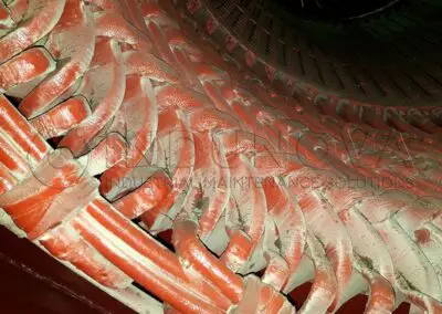 Limpieza con hielo seco en estator de generador eléctrico