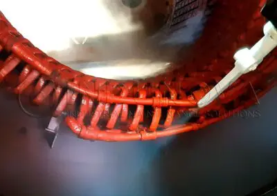 Limpieza con hielo seco en estator de generador eléctrico
